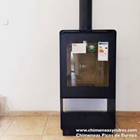 Chimeneas Picos de Europa - Estufa de leña marca Lacunza
